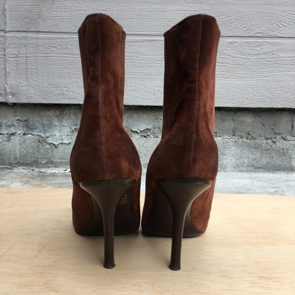 VINCE Kelly Ankle Suede Booties - Picture 8 of 8